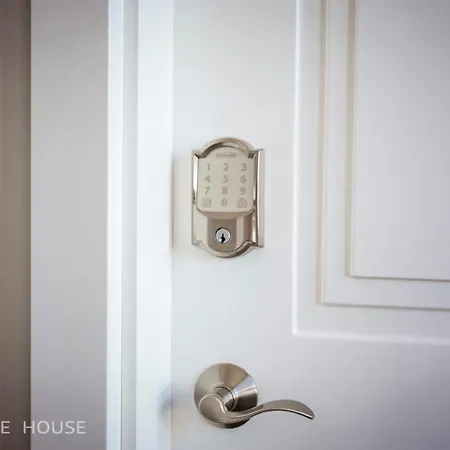 Гостевой дом No13 Boutique House