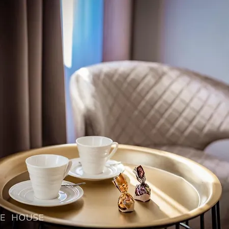 No13 Boutique House 3* בורגאס