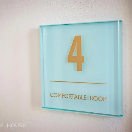 No13 Boutique House Гостевой дом