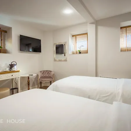 Гостевой дом No13 Boutique House Бургас
