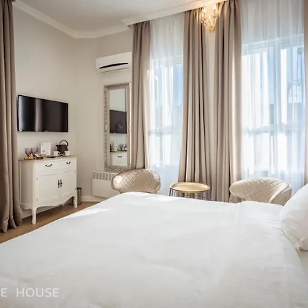 No13 Boutique House Гостевой дом 3*