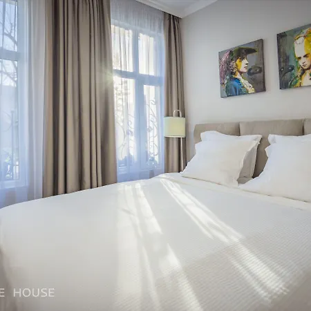 No13 Boutique House 3* Бургас