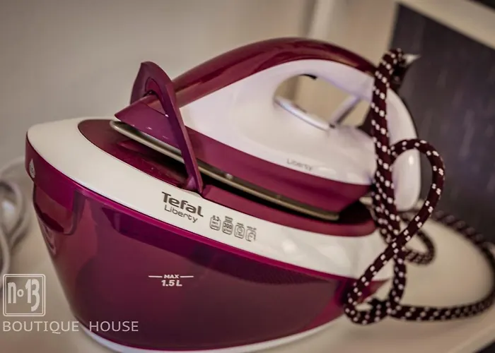 No13 Boutique House Πανσιόν Μπουργκάς