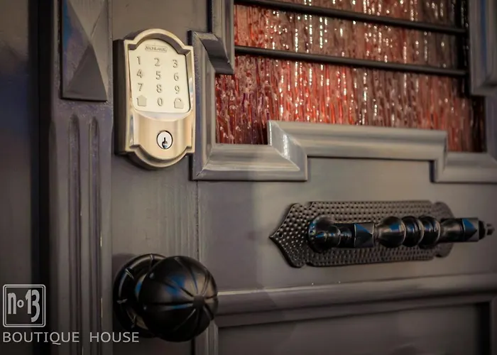 No13 Boutique House 3* Μπουργκάς