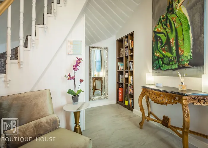 No13 Boutique House Pensionat