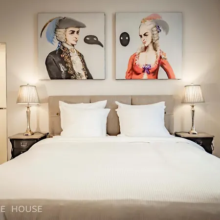 No13 Boutique House Guest house