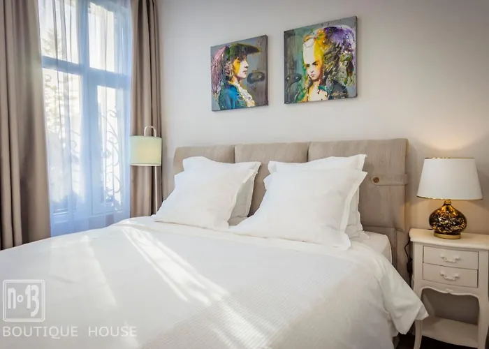 No13 Boutique House Gasthof Burgas City