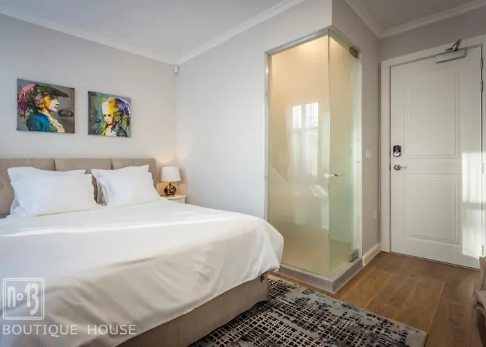 No13 Boutique House 3*